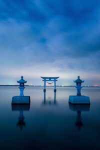 恋愛成功のために神社で祈願する方法は？