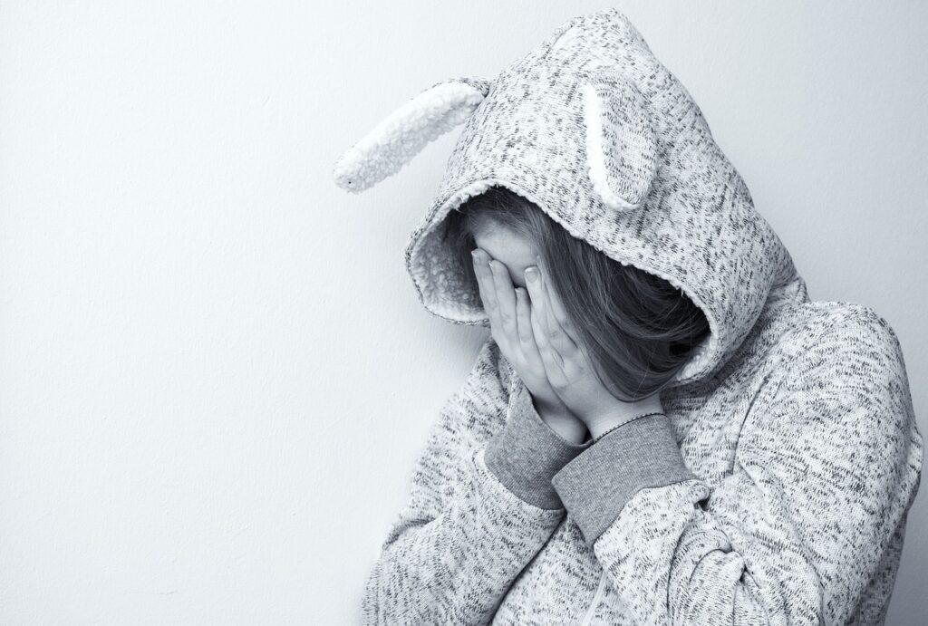 なぜいつもダメ男ばかり好きになるのか、その理由と対策は？