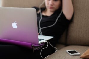 内面からモテる女性になるために変わる方法は？